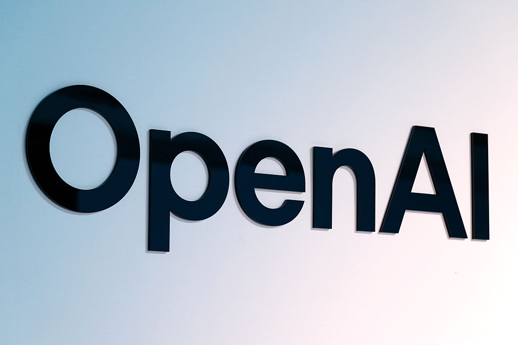 Read more about the article OpenAI бьёт по Apple в суде: «Вы сами не защитили свои секреты»